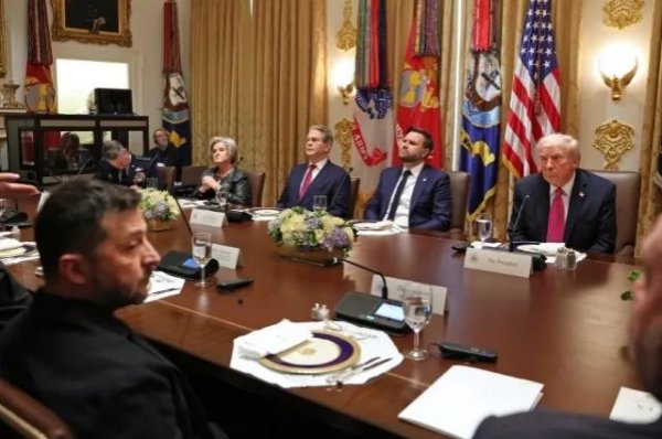 兴业配资 美媒爆料：特朗普喋喋不休地向泽连斯基抱怨自己没得诺奖