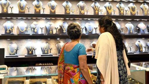 云谷策略 金价狂飙下的众生相：印度新娘改收现金，美国人排队买金