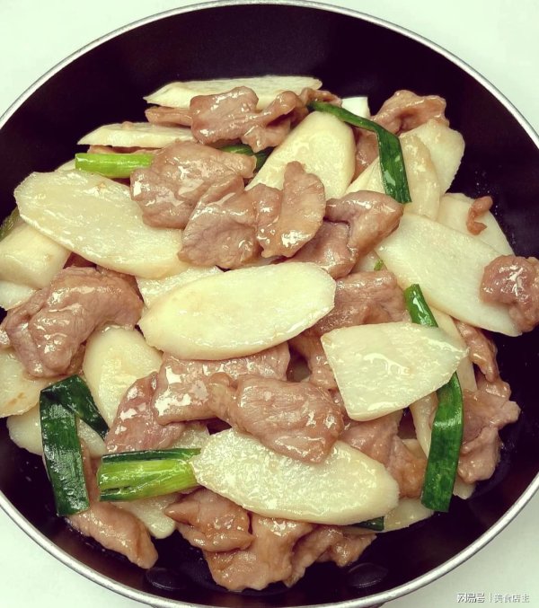 长红配资 秋冬交替季节，常吃这八种食物，润燥祛寒，安稳度秋冬